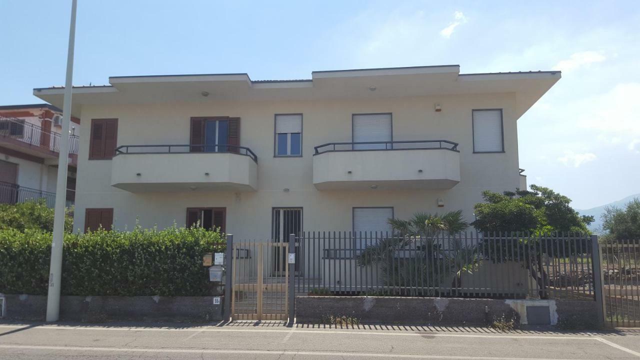 Casa Del Levante Riposto Exterior photo